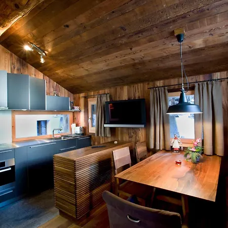 兹高格瓦吉小木屋酒店 木屋 采尔马特