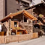 Z'gogwaergji Chalet *